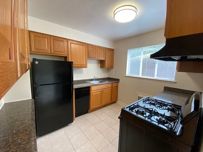 Foto del edificio - Westover Court Apartments