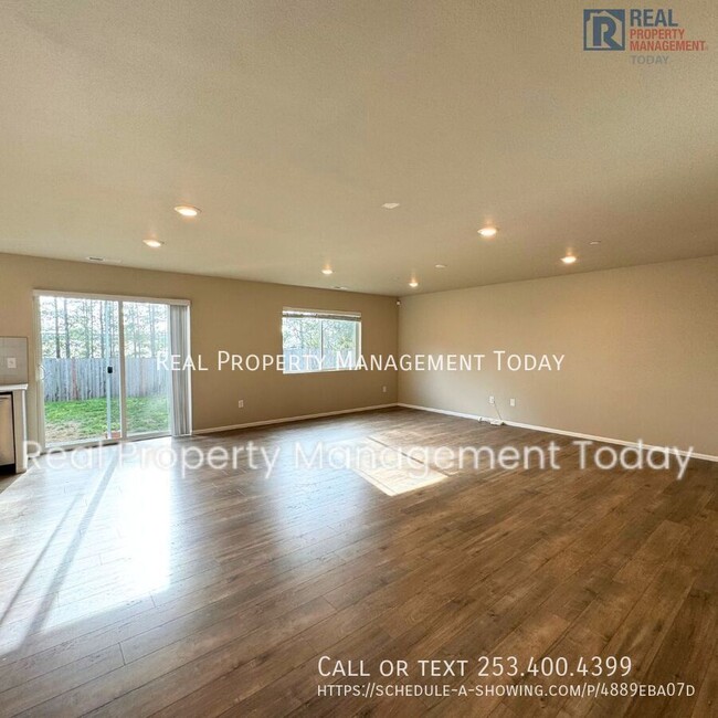 Foto del edificio - Move In Ready!! Beautiful 4 Bedroom Home I...