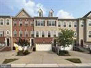 Building Photo - 1009 Red Clover Rd