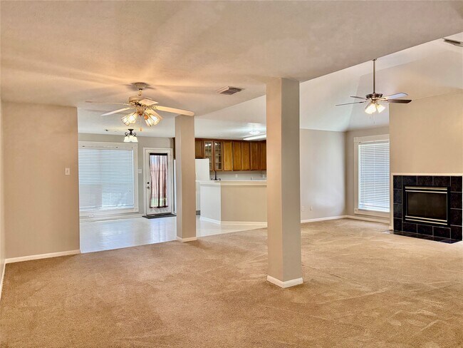 Foto del edificio - 10827 Moonlit Meadows Ct