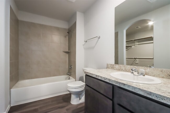 Building Photo - 13524 White Ibis St
