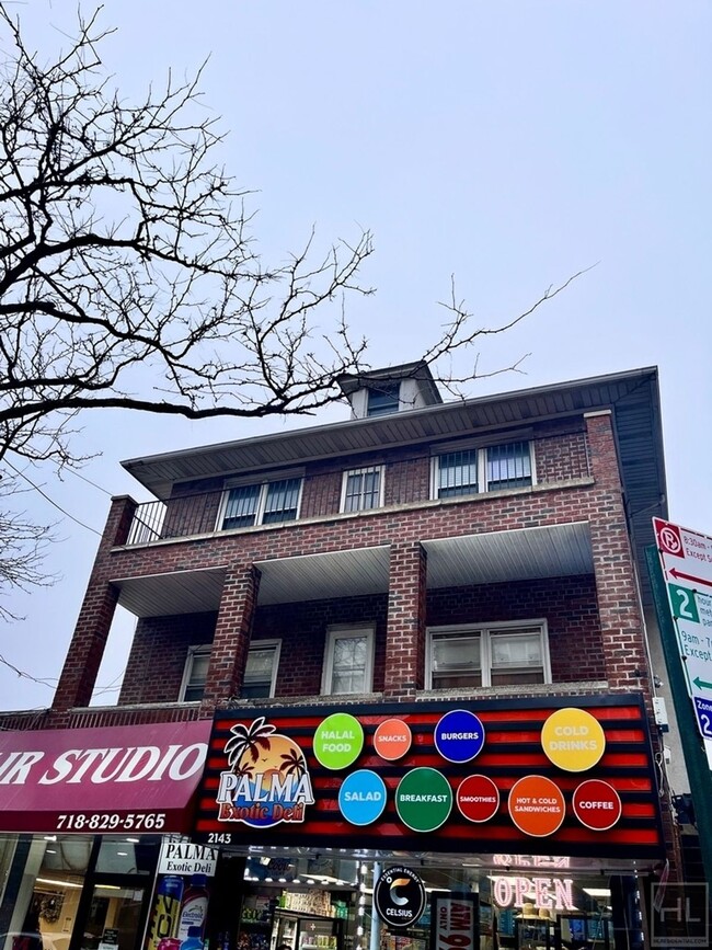 Building Photo - WILLIAMSBRIDGE ROAD, BRONX