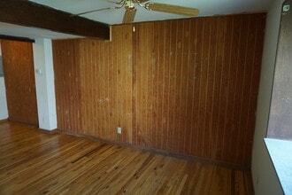 Building Photo - 64 W Northwood Ave