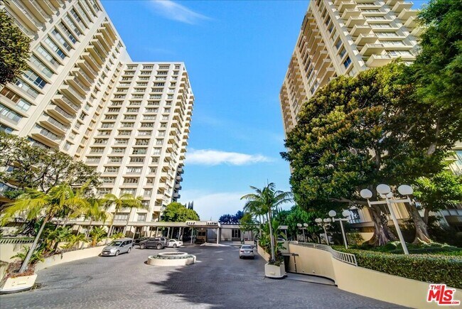 Foto del edificio - 2160 Century Park E