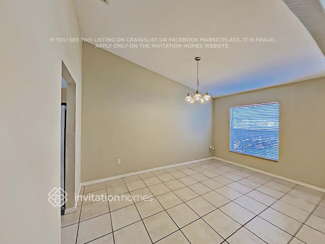 Building Photo - 441 Eagle Dr