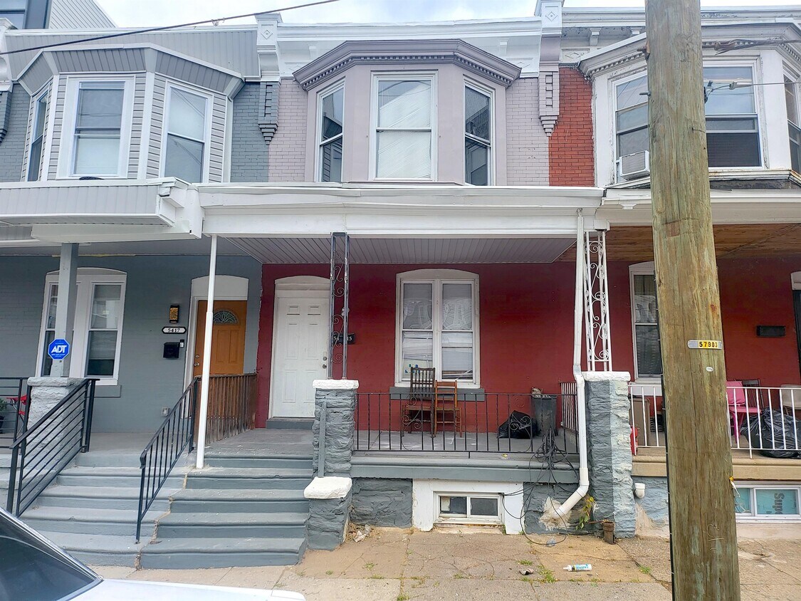Foto principal - 5415 Pine St