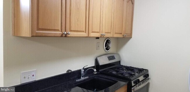 Building Photo - 7759 Donnybrook Ct