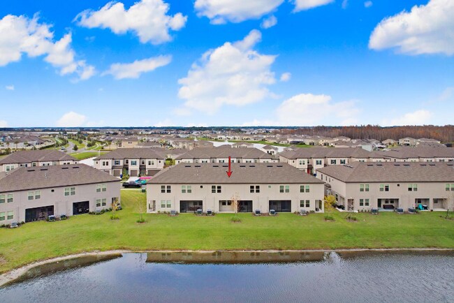 Building Photo - 1894 Blue Passing Loop