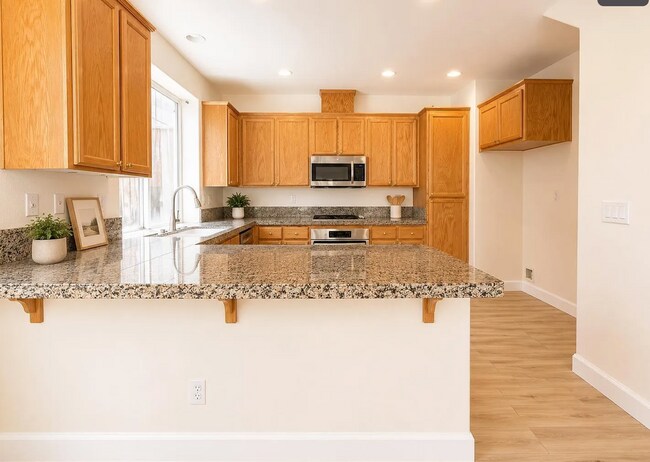 Foto del edificio - 5 Almond Orchard Ln