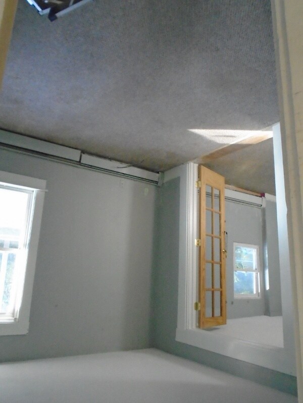 440 Lincoln St Unit apt 1, Lewiston, ME 04240 Room for Rent in