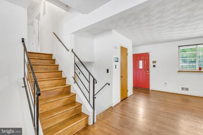 Foto del edificio - 7310 Wessex Dr