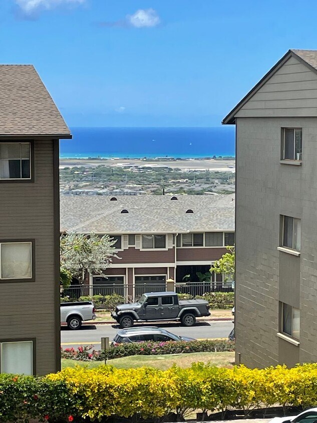 Primary Photo - 3 Bedroom 2 Full Bath Townhouse in Upper M...