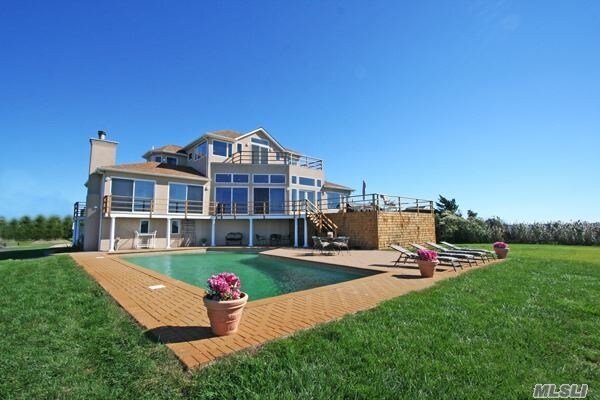 Building Photo - 7 Sandpiper Ct
