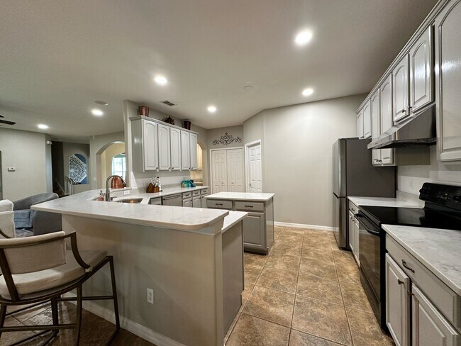Building Photo - 2580 Azzurra Ln