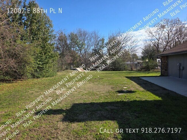 Building Photo - 12007 E 88th Pl N