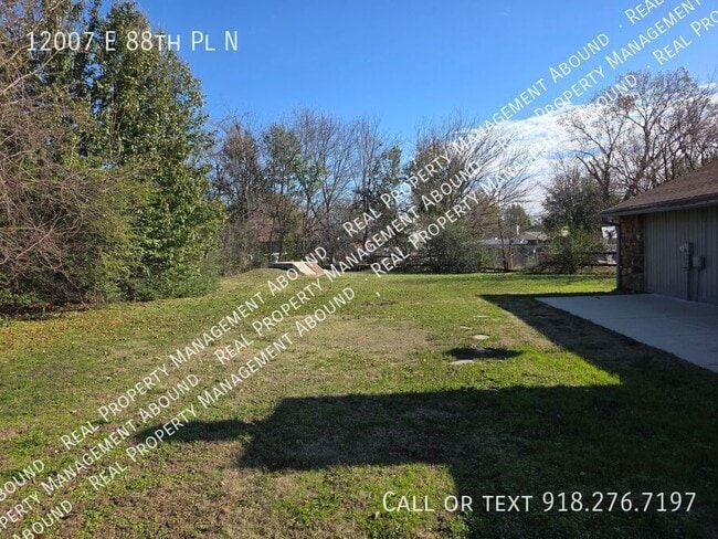 Foto del edificio - 12007 E 88th Pl N