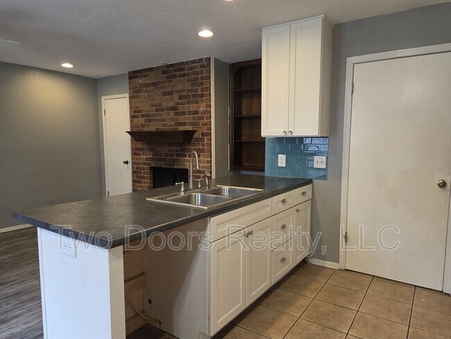 Foto del edificio - 507 Peppertree Ln