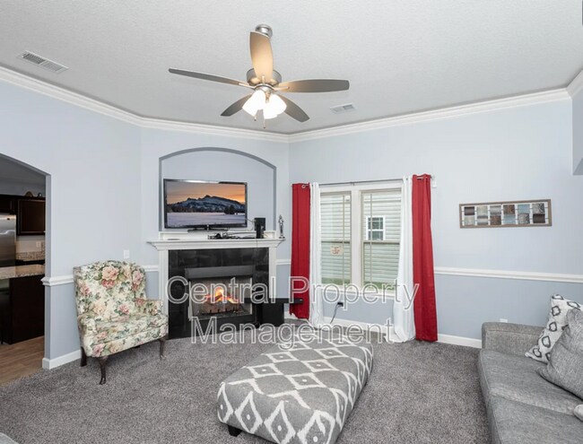 Foto del edificio - 487 Timberwood Dr
