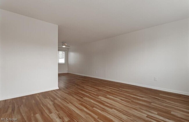 Foto del edificio - 1543 Severn Ln