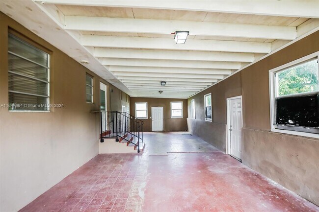 Foto del edificio - 1710 NW 109th St