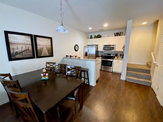 Building Photo - 2901 Edenshire Way