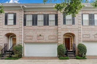 Building Photo - 6857 Staffordshire Blvd