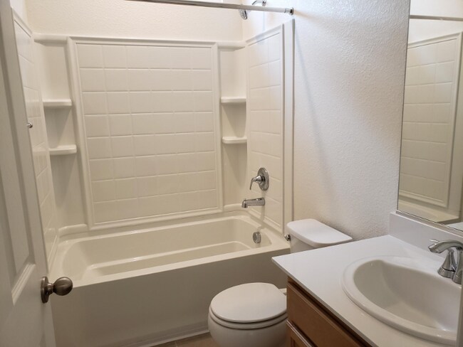 Foto del edificio - 662 Montelena Ct