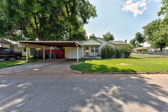 Photo - 2308 Glenn Ave House