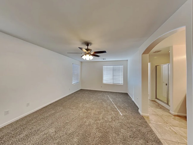 Building Photo - 1373 S Ponderosa Dr