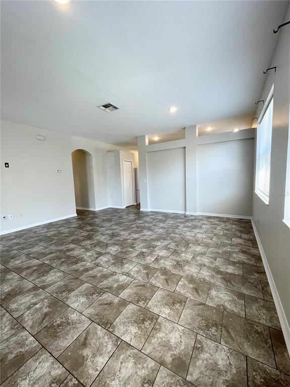 Foto del edificio - 3009 Clover Blossom Cir