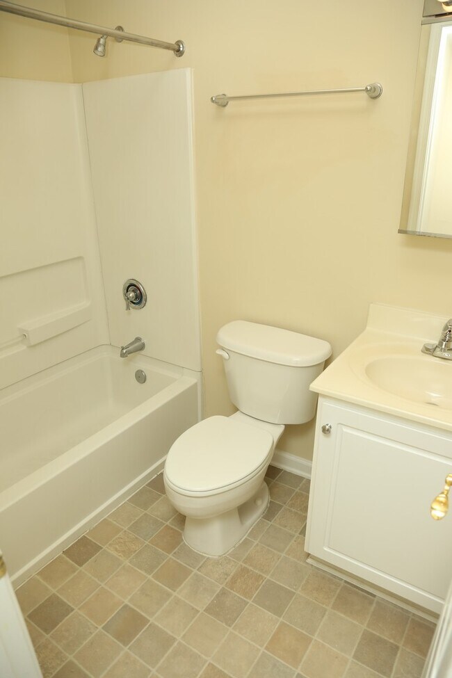 Foto del edificio - 2 Bedroom Apartment Available at Villas at...
