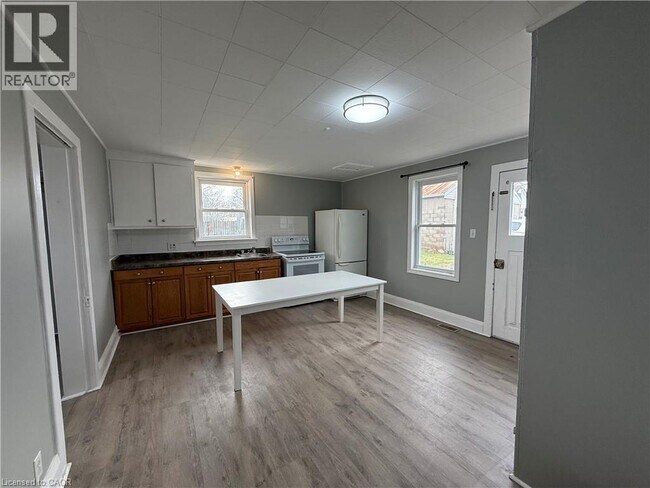 Photo du bâtiment - 103 ELLIOTT St