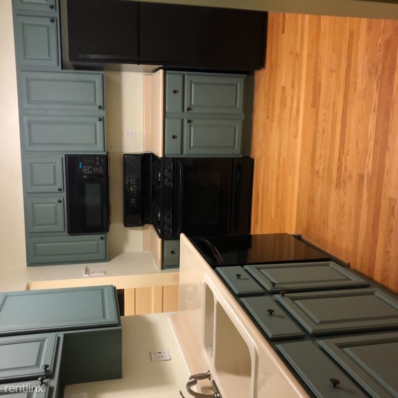 Primary Photo - 3 br, 1 bath House - 7104 W Dempster Street