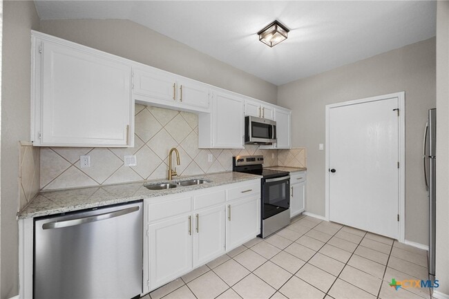 Building Photo - 3705 Littleleaf Dr