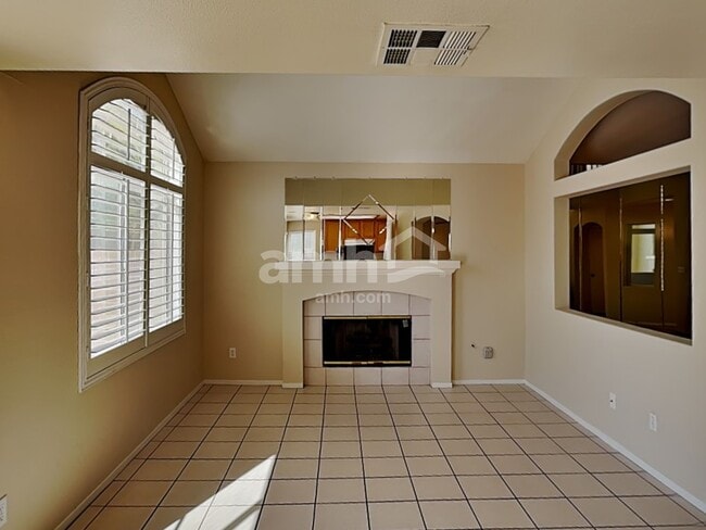 Building Photo - 7624 Little Valley Ave