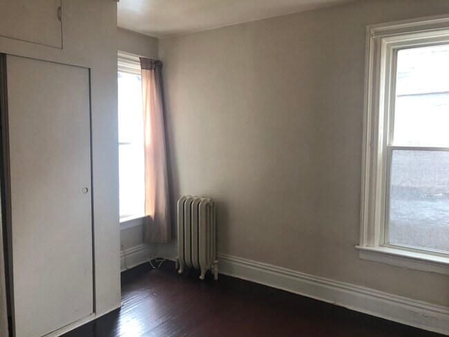 Foto del edificio - 544 E 24th St