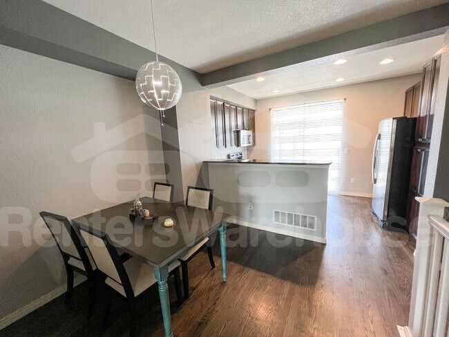 Building Photo - 9381 Ashbury Cir