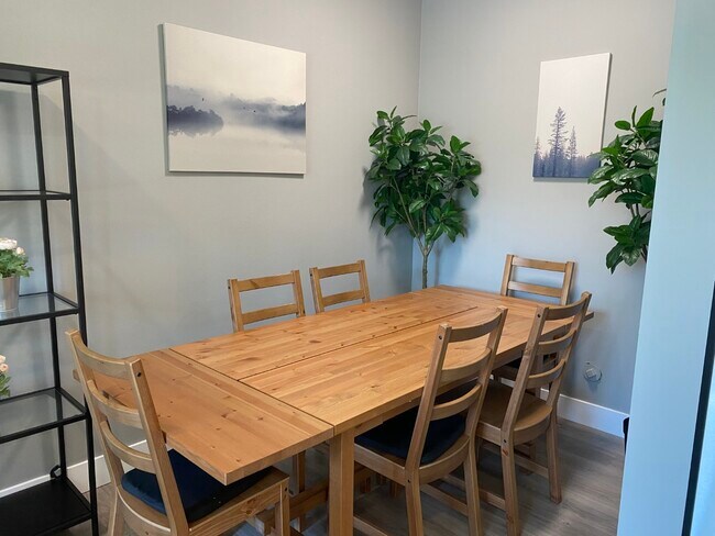 Photo du bâtiment - 1200 Strathmore St