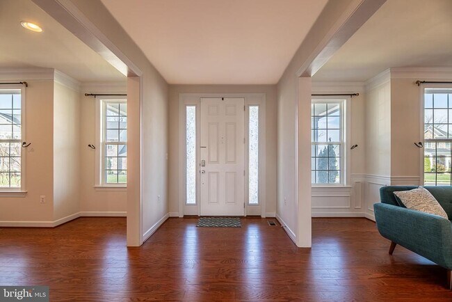 Building Photo - 41418 Nicholson Meadows Pl