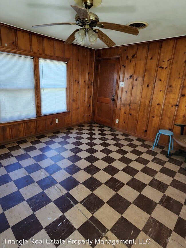 Building Photo - 3 br, 1 bath House - 5920 Cole Rd