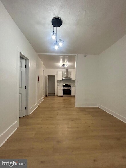 Building Photo - 5723 Delancey St