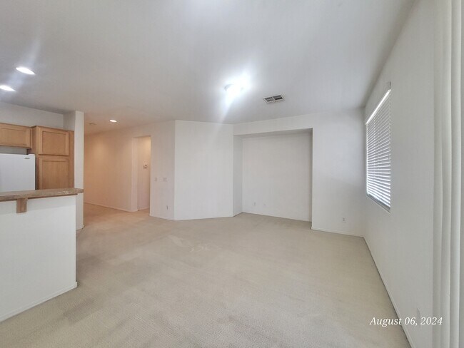 Building Photo - 7312 Fountain Village Ave