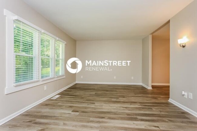Foto del edificio - 3 Bedroom Pet-Friendly Home in STONE MOUNT...