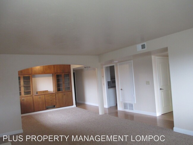 Building Photo - 3 br, 2 bath House - 616 University Drive