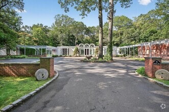 Building Photo - 156 Horseshoe Rd