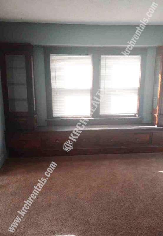 Building Photo - 2-Bedroom Home in Union Miles Park