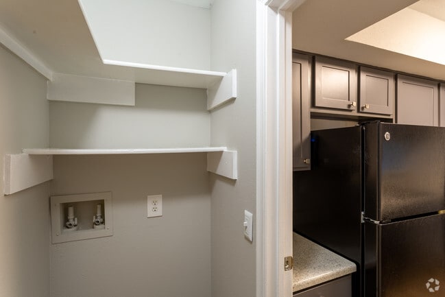 2BR, 2BA - Parkland - Timber Hollow