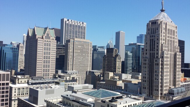Foto del edificio - 235 W Van Buren St
