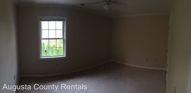 Building Photo - 765 Laurel Hill Rd