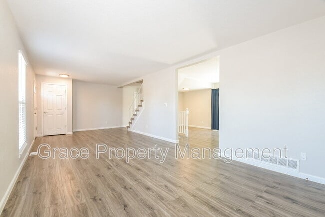 Photo - 9371 Bellaire Dr House